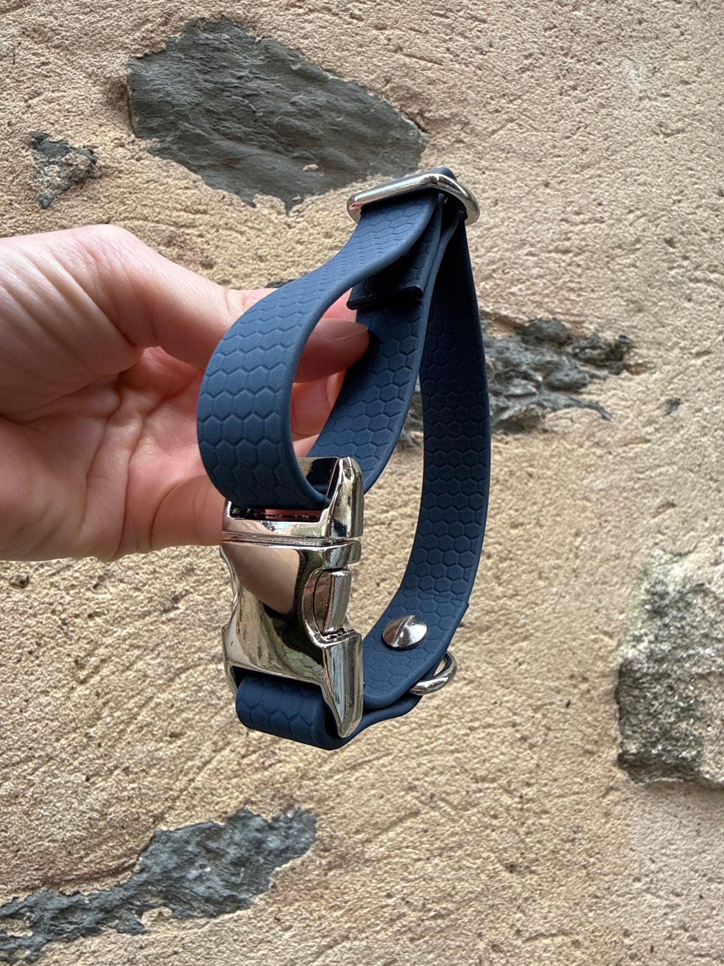 Collier Waterproof en Hexa 20mm pour chien