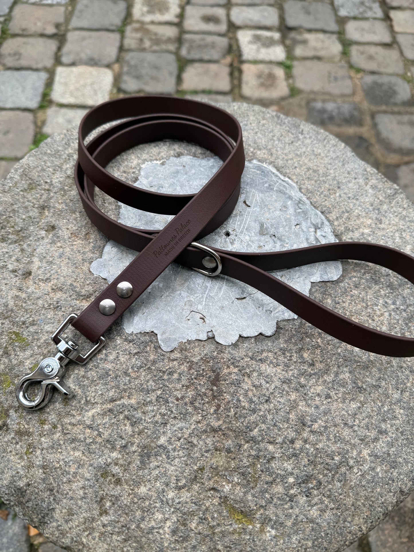 Laisse essentielle -Marron foncé - Biothane