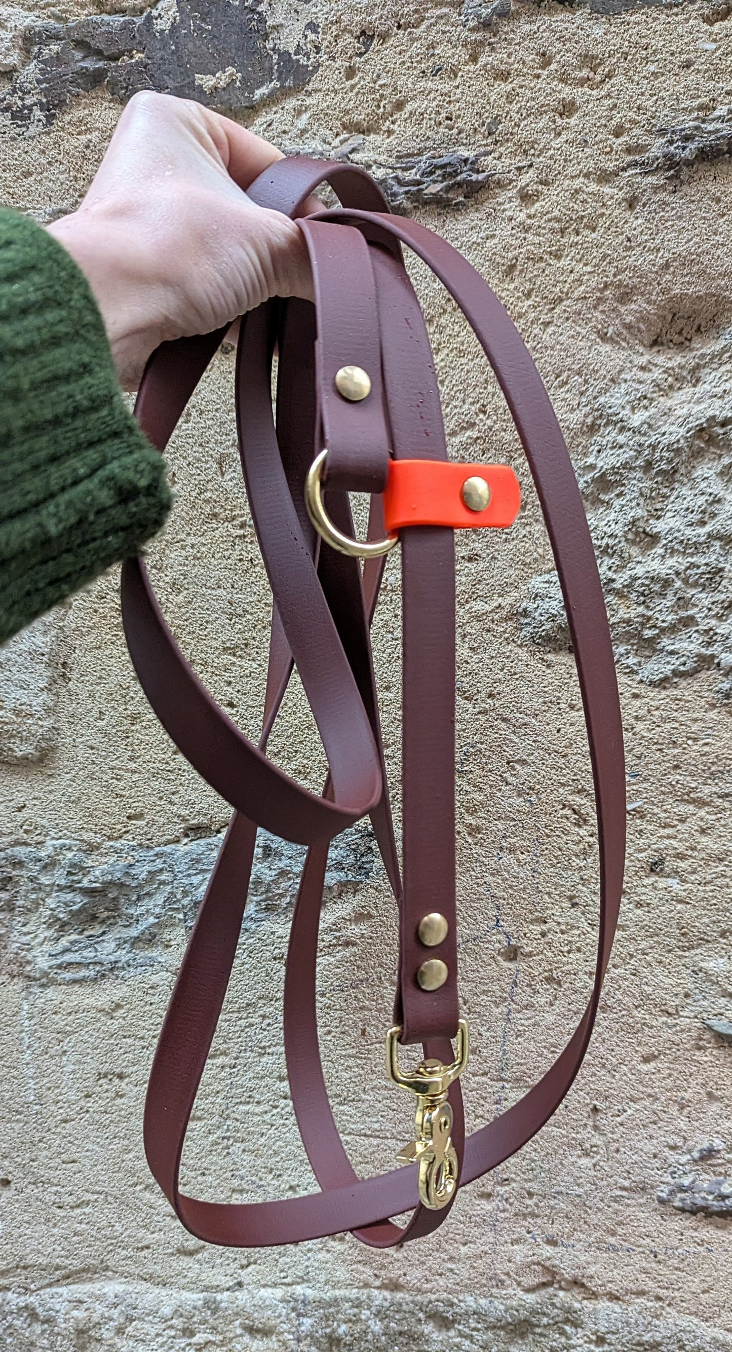 Laisse kit main libre - Chocolat & Orange néon 3m en Biothane